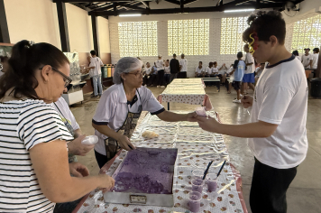 Foto - Merenda especial na semana das crianças