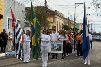 Foto - Desfile cívico 2026