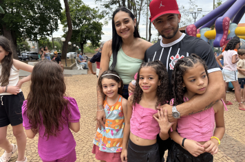 Foto - Festa das crianças na praça da matriz