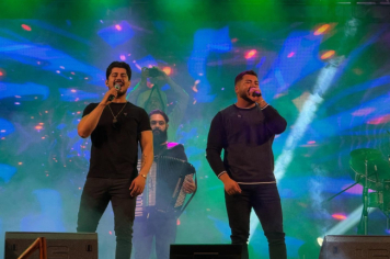 Foto - Dourado Rodeio show agitou a cidade