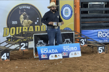 Foto - Dourado Rodeio show agitou a cidade