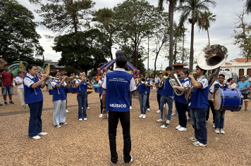 Foto - Festa das crianças na praça da matriz
