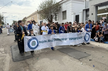 Foto - Desfile cívico 2026