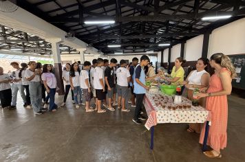 Foto - Merenda especial na semana das crianças