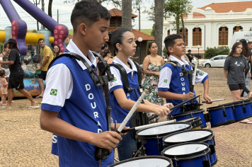 Foto - Festa das crianças na praça da matriz