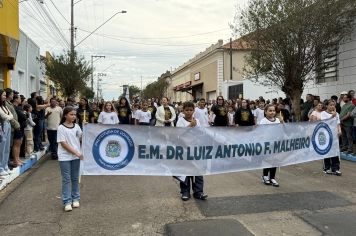 Foto - Desfile cívico 2026