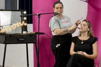 Foto - Curso de automaquiagem