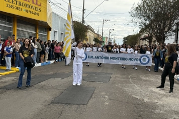 Foto - Desfile cívico 2026