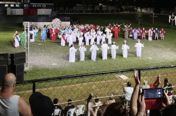 Foto - Encenação da Paixão de Cristo