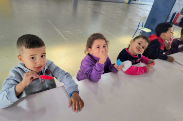 Foto - Merenda especial na semana das crianças