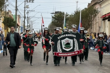 Foto - Desfile cívico 2026