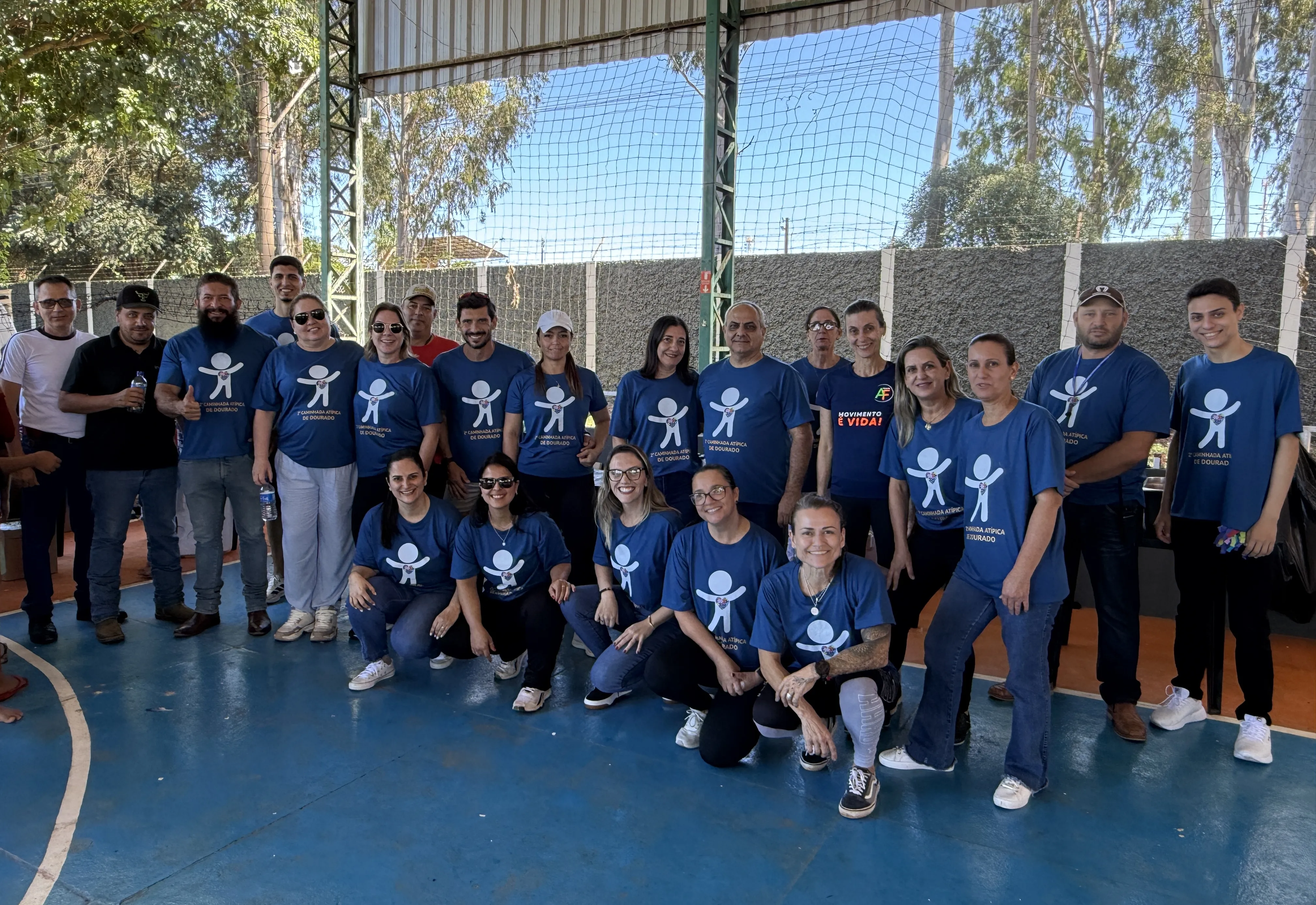 Dourado realiza 2ª Caminhada Atípica com grande participação da comunidade