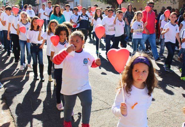 Desfile Cívico e Cavalgada marcam as comemorações de aniversário de Dourado neste domingo